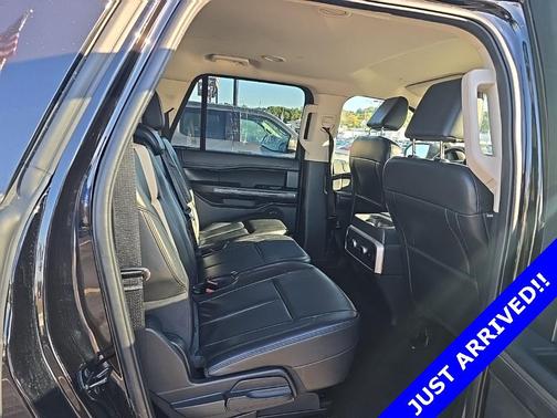 2023 Ford Expedition Max XLT