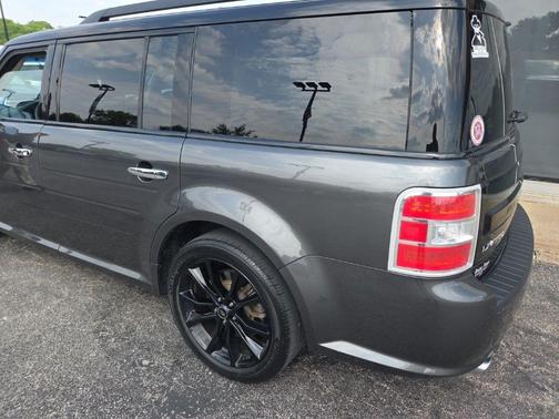 Magnetic 2019 Ford Flex Limited