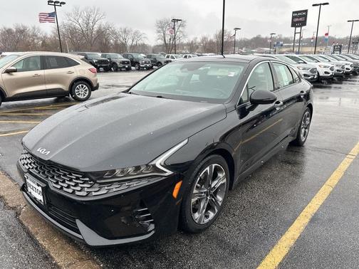 2022 Kia K5 EX