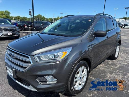Magnetic Metallic 2017 Ford Escape SE