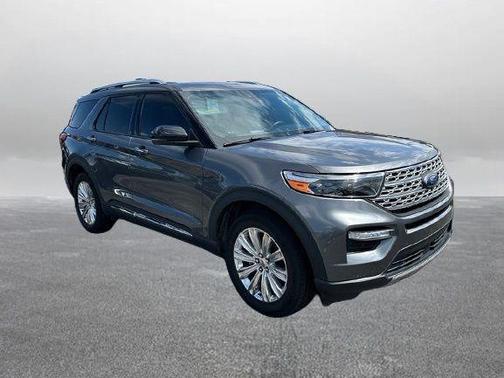 Carbonized Gray Metallic 2022 Ford Explorer Limited