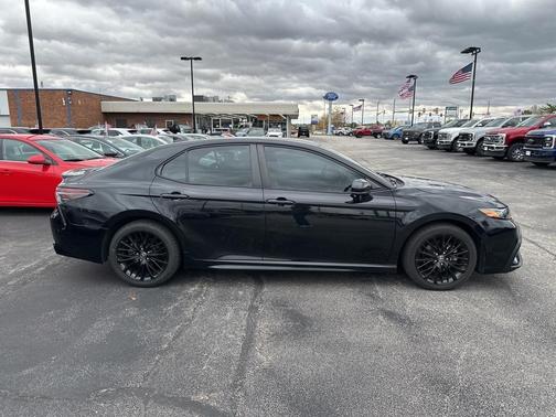 2021 Toyota Camry SE Nightshade
