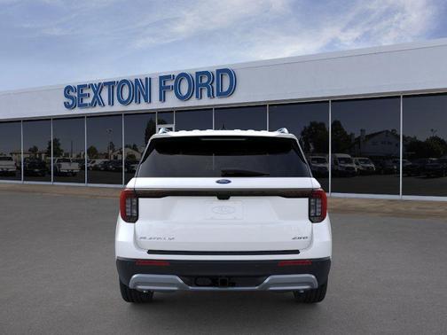 Star White 2026 Ford Explorer Platinum