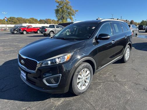 2016 Kia Sorento LX