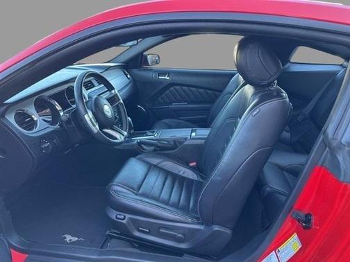 2014 Ford Mustang V6 Premium