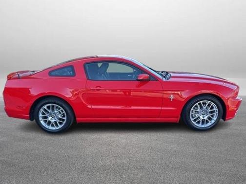 2014 Ford Mustang V6 Premium