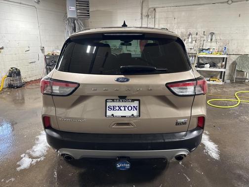 2020 Ford Escape Titanium