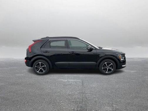 2024 Kia Niro EX