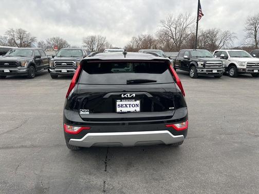 2024 Kia Niro EX