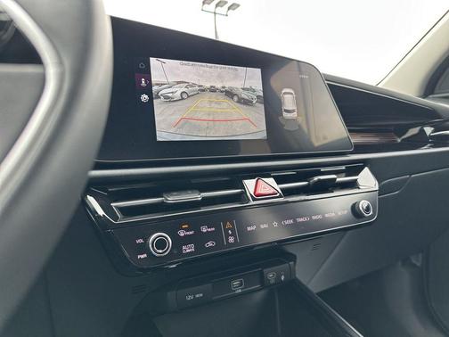 2024 Kia Niro EX