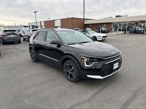 2024 Kia Niro EX