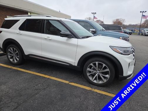 2025 Ford Explorer Platinum