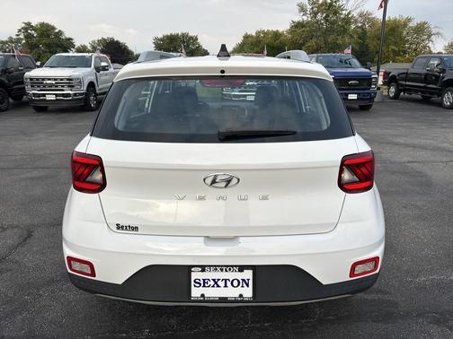 2020 Hyundai VENUE SEL