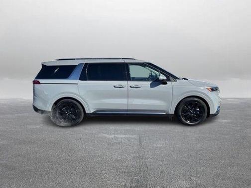 2024 Kia Carnival SX Prestige