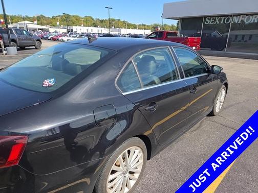 2016 Volkswagen Jetta 1.8T SEL