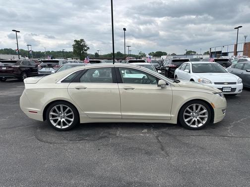 2016 Lincoln MKZ Hybrid Base