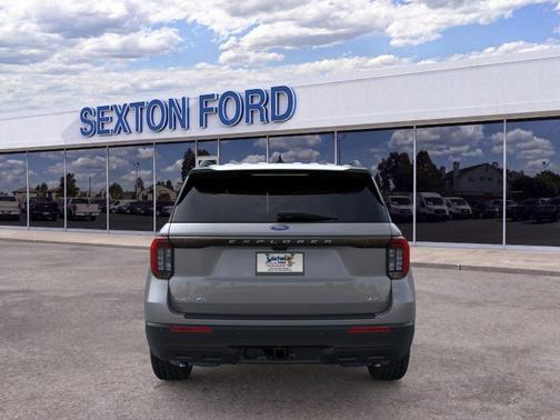Carbonized Gray Metallic 2026 Ford Explorer Active