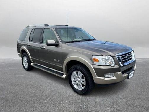 Pueblo Gold Clearcoat Metallic 2006 Ford Explorer Eddie Bauer