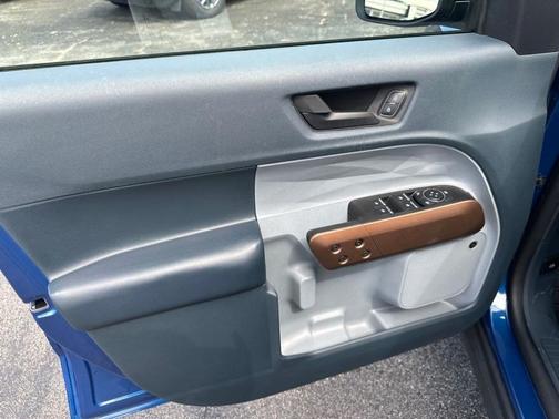 Atlas Blue Metallic 2023 Ford Maverick Lariat