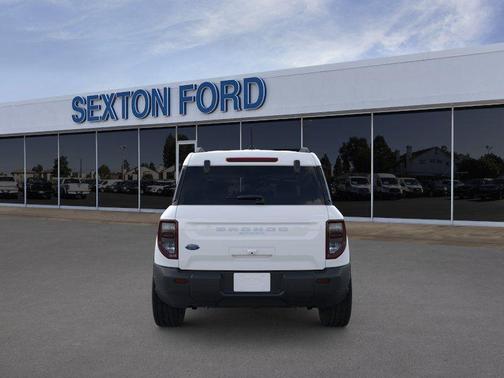 Oxford White 2026 Ford Bronco Sport Big Bend