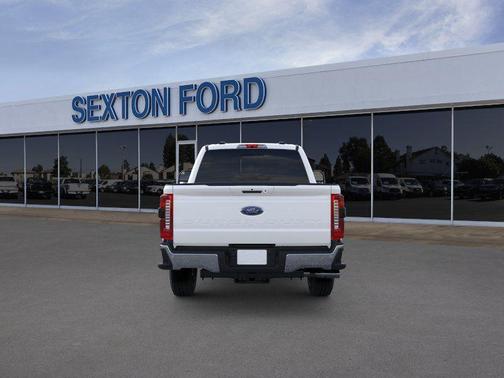 Star White 2026 Ford F-250 Super Duty