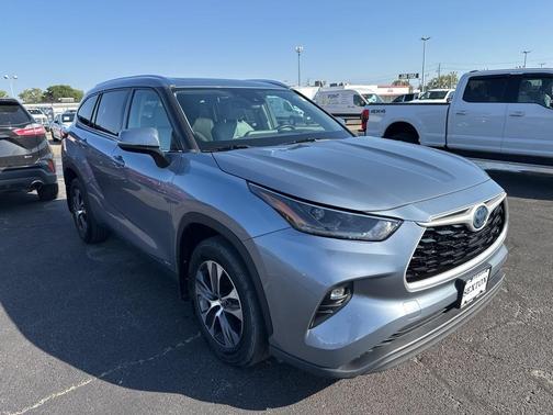 2021 Toyota Highlander Hybrid XLE