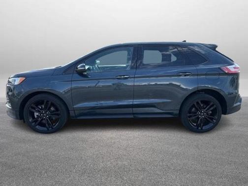 2022 Ford Edge ST