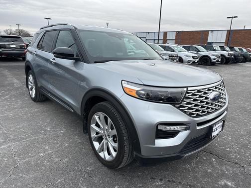 2022 Ford Explorer Platinum