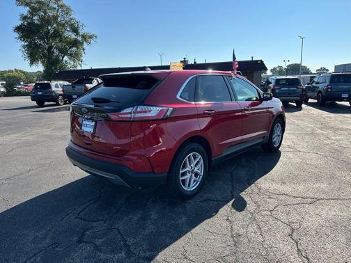 Rapid Red Metallic Tinted Clearcoat 2024 Ford Edge SEL