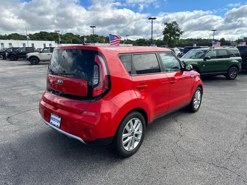 Inferno Red 2017 Kia Soul +