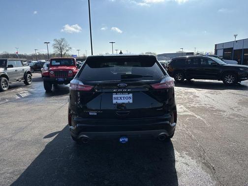 Agate Black Metallic 2024 Ford Edge Titanium