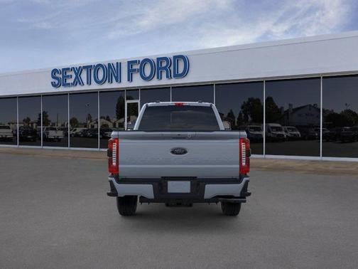 2025 Ford F-350 Lariat Super Duty