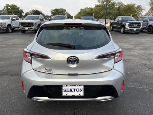 2022 Toyota Corolla Hatchback SE