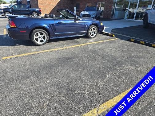 2001 Ford Mustang SVT Cobra