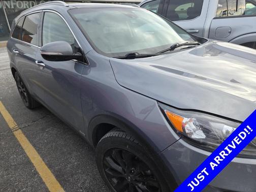 2020 Kia Sorento EX V6