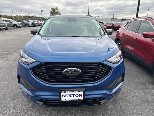 2022 Ford Edge SE