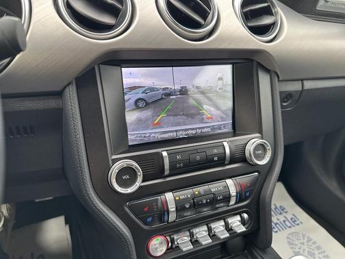 2022 Ford Mustang EcoBoost