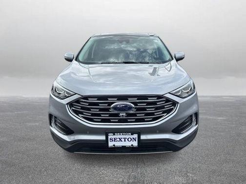 Iconic Silver Metallic 2021 Ford Edge Titanium