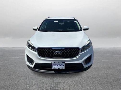 Snow White Pearl 2017 Kia Sorento LX