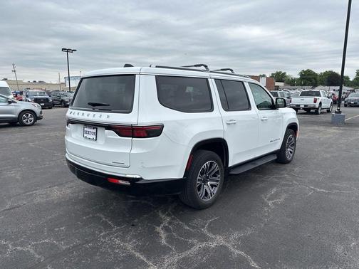 Bright White Clearcoat 2024 Jeep Wagoneer Series II