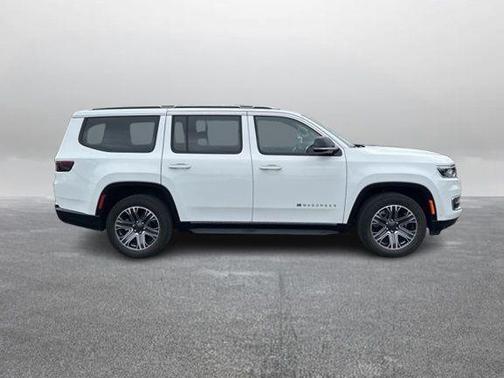Bright White Clearcoat 2024 Jeep Wagoneer Series II