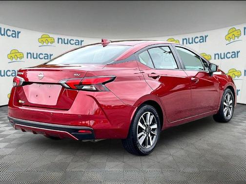 Scarlet Ember Tintcoat 2025 Nissan Versa 1.6 SV