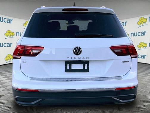 Pure White 2024 Volkswagen Tiguan 2.0T SE 4MOTION