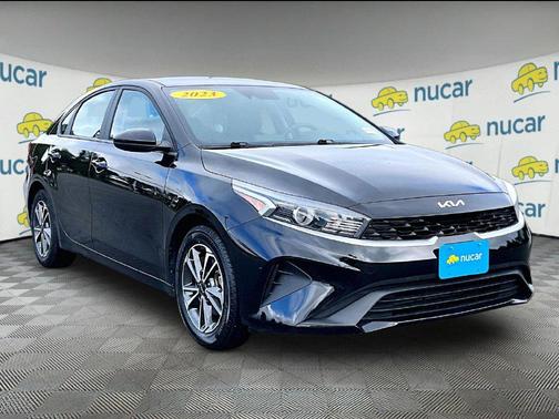 Aurora Black 2023 Kia Forte LXS