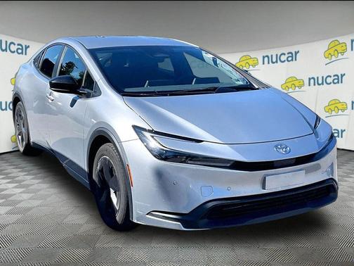 Cutting Edge 2025 Toyota Prius LE