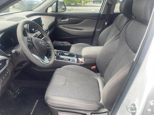 2019 Hyundai SANTA FE SE 2.4