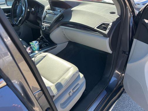 2017 Acura MDX 3.5L w/Technology Package