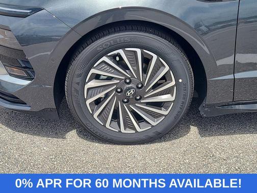 2025 Hyundai SONATA Hybrid Limited