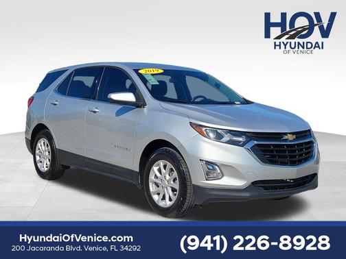 Silver Ice Metallic 2019 Chevrolet Equinox 1LT