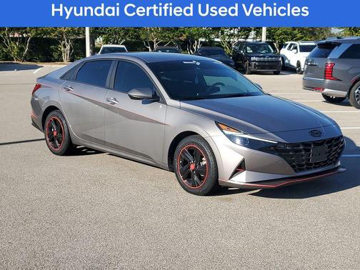 2023 Hyundai ELANTRA SEL